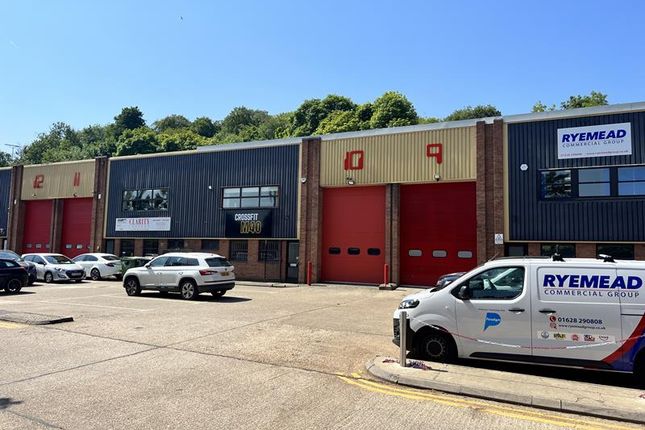 Light industrial to let in Treadaway Technical Centre, Treadaway Hill, Loudwater, High Wycombe, Bucks