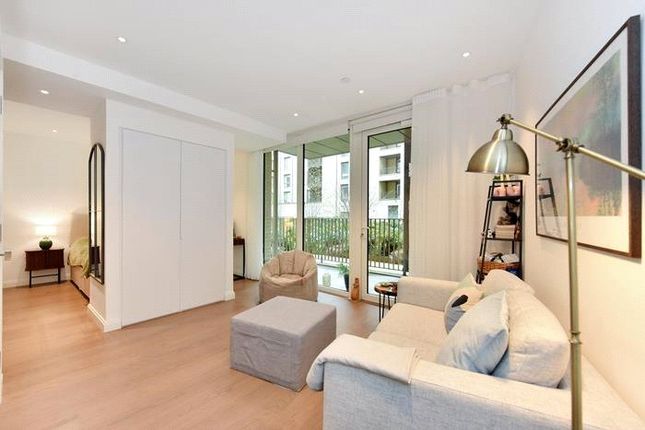 281, Oval Village,, London, photo 2