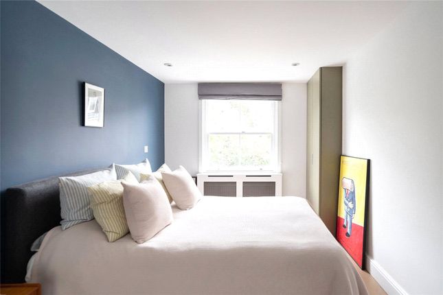 Terraced house to rent in Kensington Park Road, Notting Hill