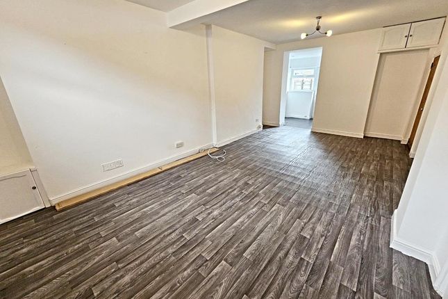 28, Thurston Road, Pontypridd photo 3