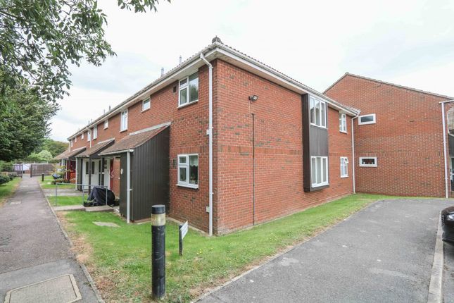 Thumbnail Flat for sale in Mengham Court, Goldring Close, Hayling Island