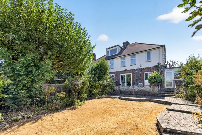 25 Alric Avenue, New Malden photo 4