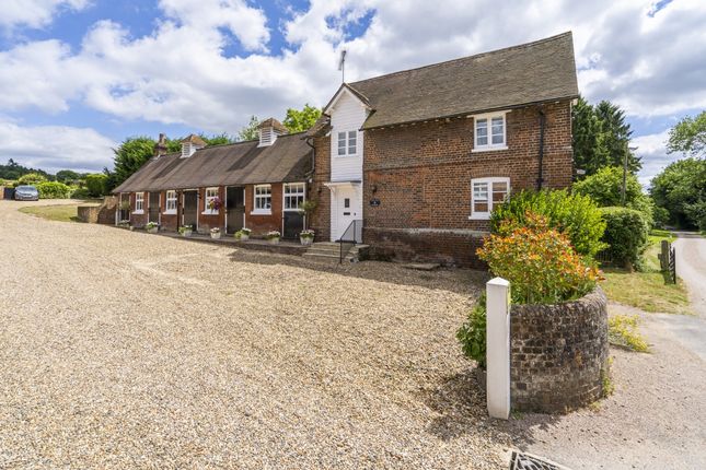 Thumbnail Barn conversion to rent in Redbourn Road, St.Albans