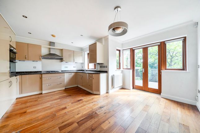 2 Court Road, Winchester photo 2