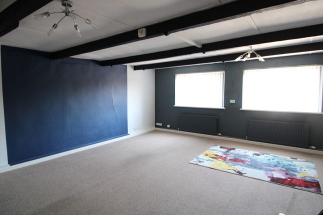 40B, Market Street, Bridgwater photo 5