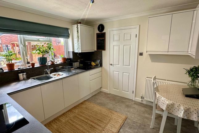 1, St. Clares Court, Hereford photo 4