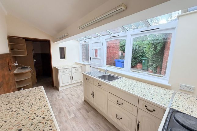 9 Alexandra Park, Scarborough photo 4