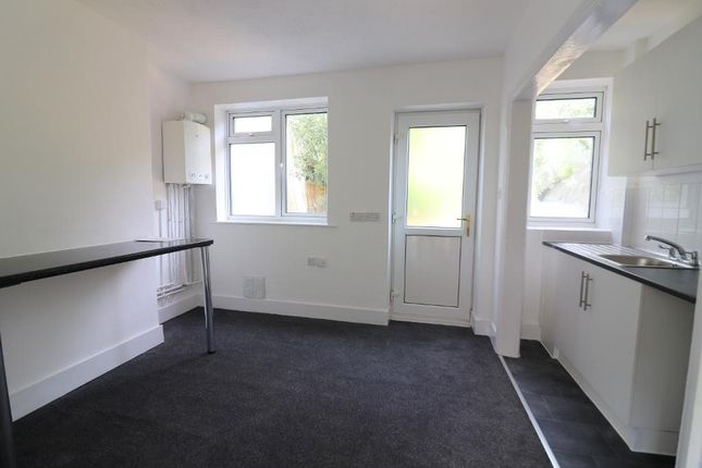 11, Peartree Road, Luton photo 2