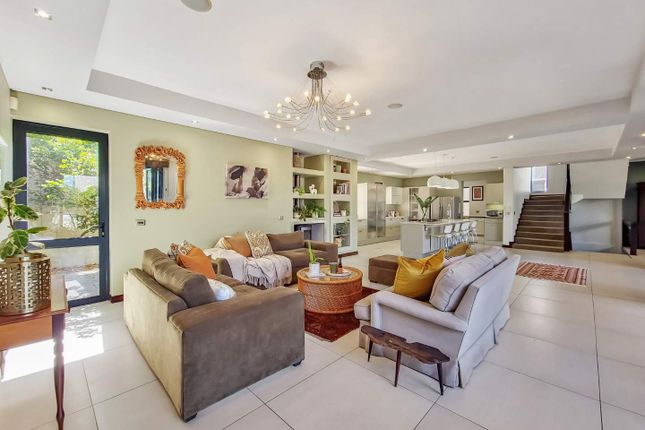 Detached house for sale in Bloubergstrand, Blaauwberg, South Africa