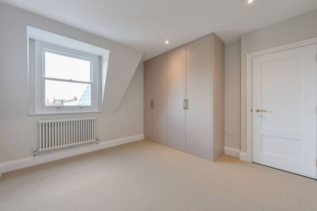 Thumbnail Flat for sale in Fernlea Road, Balham