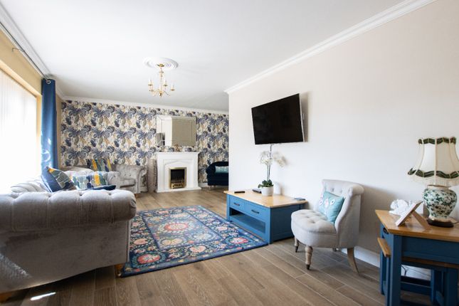 15 Fir Close, Heacham, Norfolk photo 3