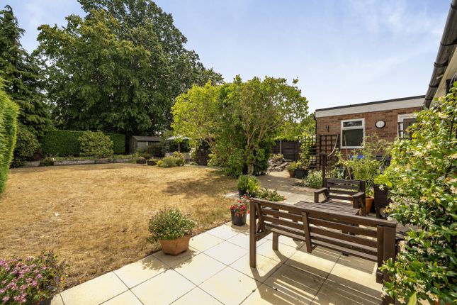 24, Briarwood Road, Surrey photo 2