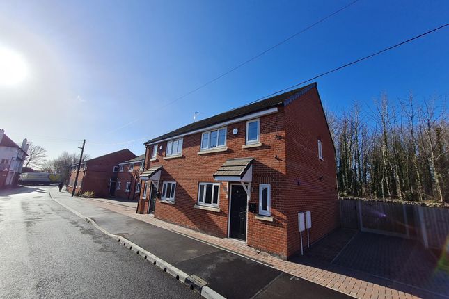 Thumbnail Flat to rent in Thompson Terrace, Askern, Doncaster