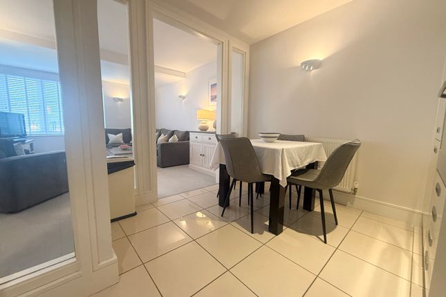 Rhodewood House, 33, St. Brides Hill, Pembrokeshire photo 3