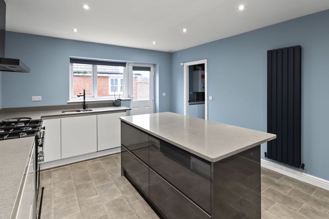 22 Coniston Avenue, Wigan photo 5