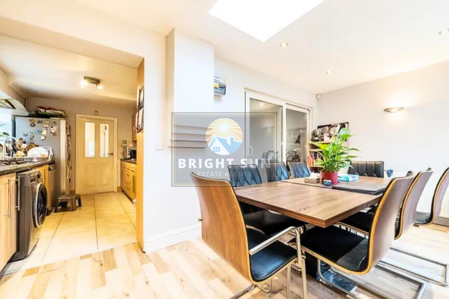 Thumbnail Semi-detached house for sale in Uxbridge Road, Hayes