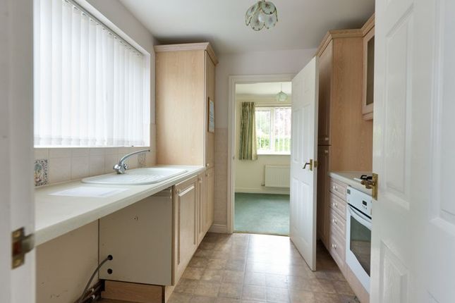 59, Hollies Road, Telford photo 4