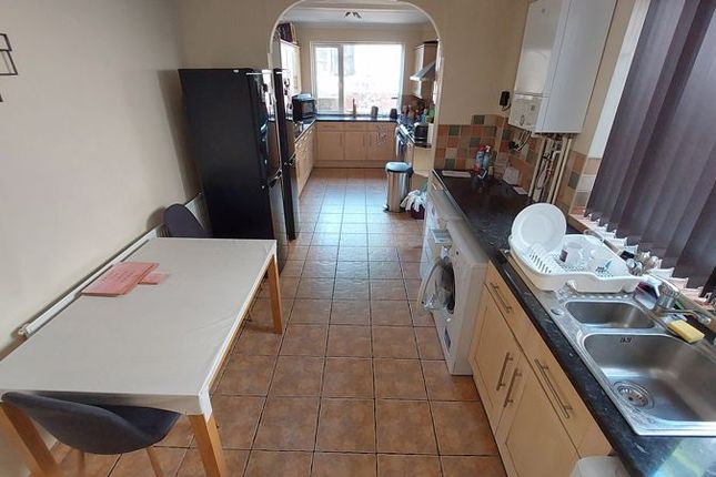 27, Bath Lane, Mansfield photo 5