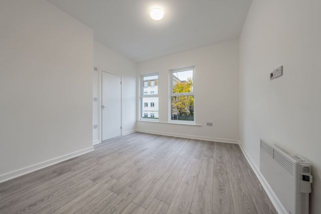 En-Suite Room To Rent In Kingston Kt1.
