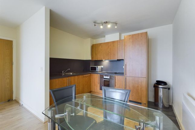 Apt 273, Centenary Plaza, Birmingham photo 2