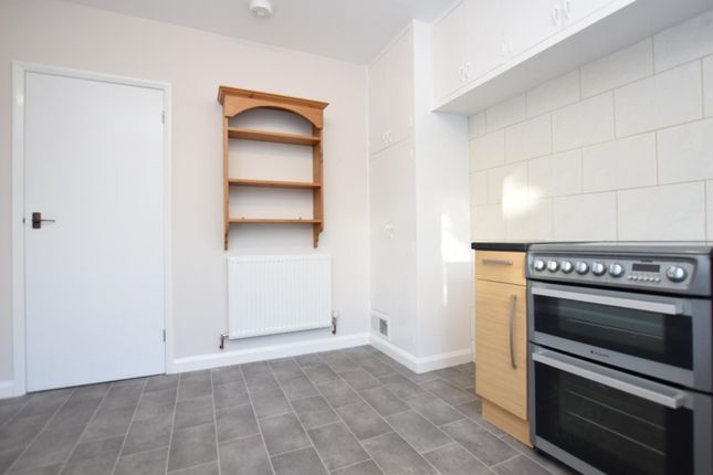 8, Park Lane, Penistone photo 5