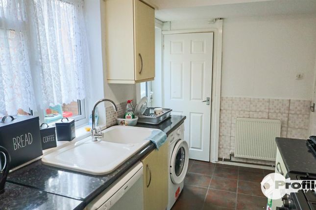 3, Lucas Way, Leicester photo 2