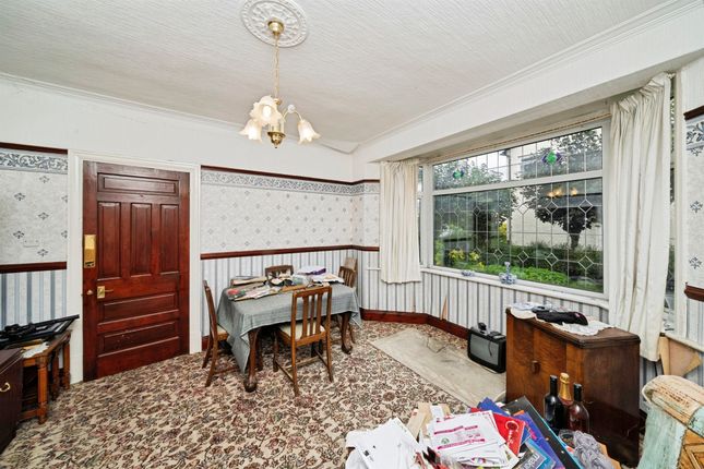 6, Hylton Avenue, Wallasey photo 2