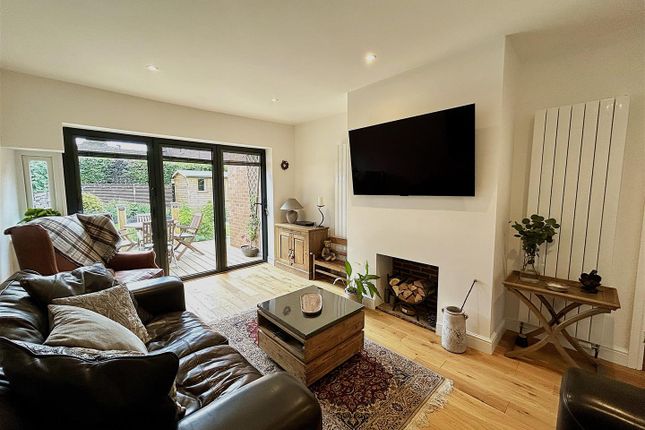 31, Orchard Drive, Selby photo 2