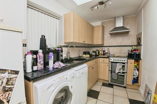 3a, Hampden Place, Exeter photo 3