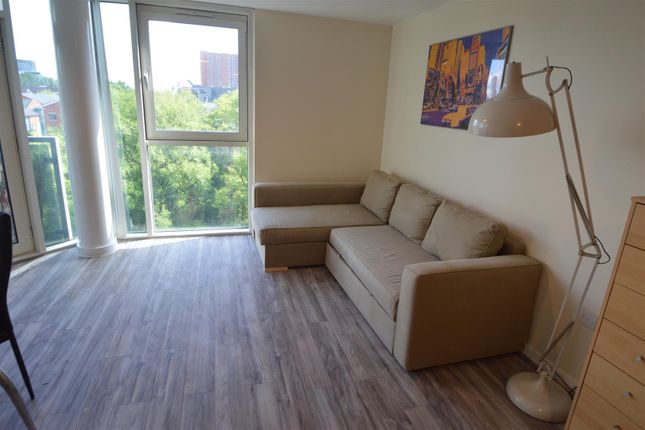 Apartment 66, 321, Bishops Corner, Stretford Road, Manchester photo 2