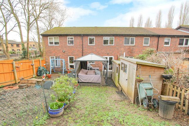 Property for sale in Plough Lane Close, Wallington