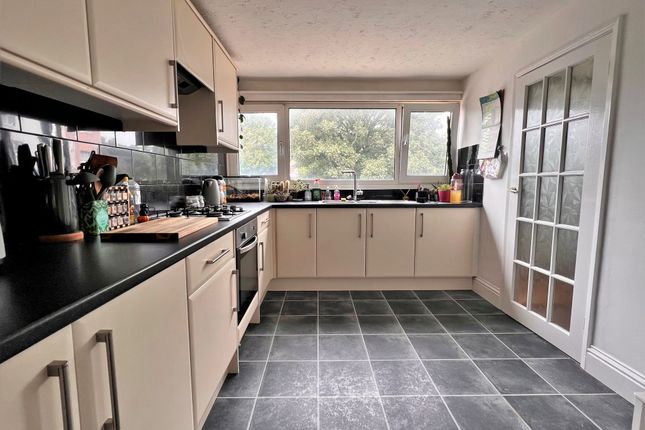 3-bed house on 4 The Mews, Trinity Green, Gosport, £200,000
