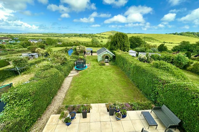 33, New Road, Isle Of Wight photo 2