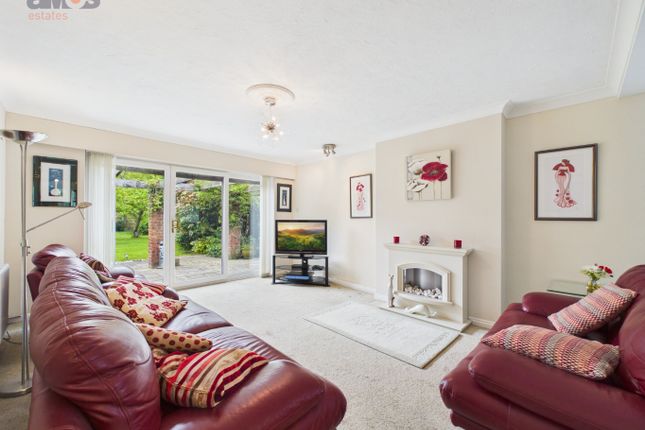 73 Stanway Road, Benfleet, Essex photo 3