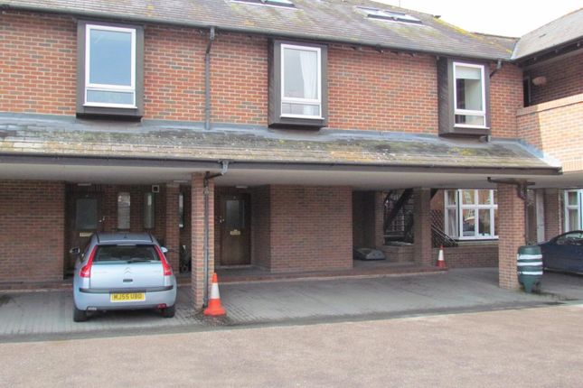 Thumbnail Flat for sale in Portway Mews, Wantage, Oxfordshire