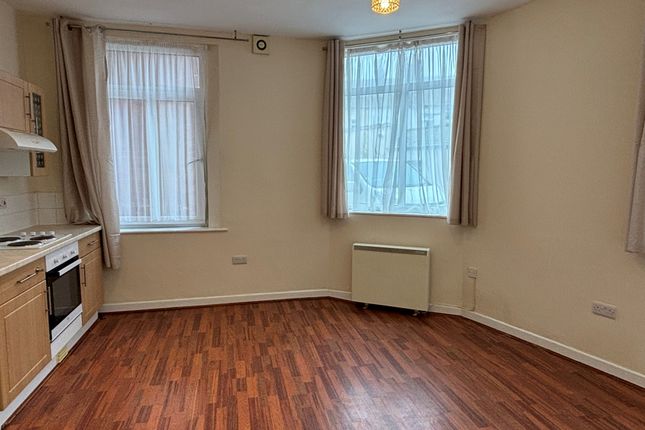 Flat 5 Wedgewood Court, Somerset Place, Teignmouth photo 3