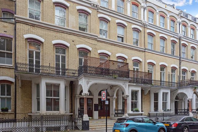 Flat 14A,, Coleherne Mansions, London photo 2