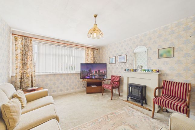 11 Montrose Drive, Gateshead photo 2
