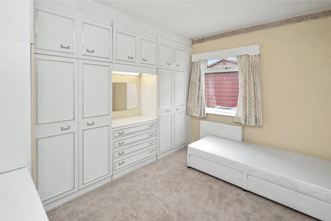 19, Staithe Avenue, West Yorkshire photo 5