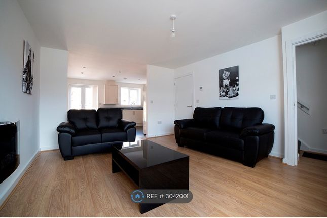Lyme Valley Mews, Lyme Valley Road, Newcastle photo 3