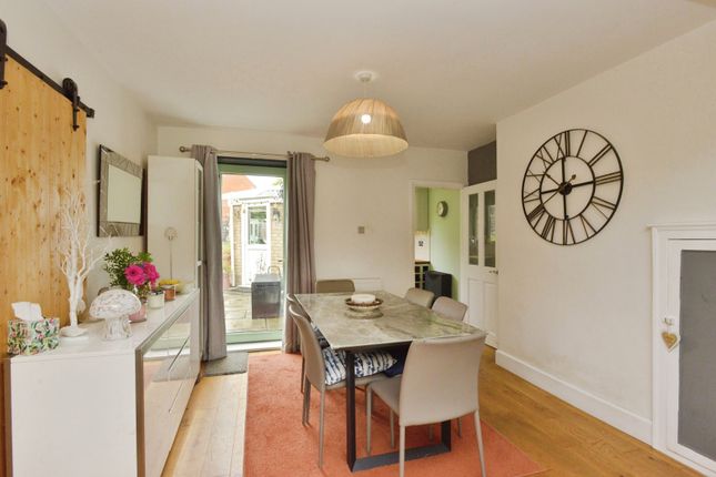 25, Bridge Road, Milton Keynes photo 4