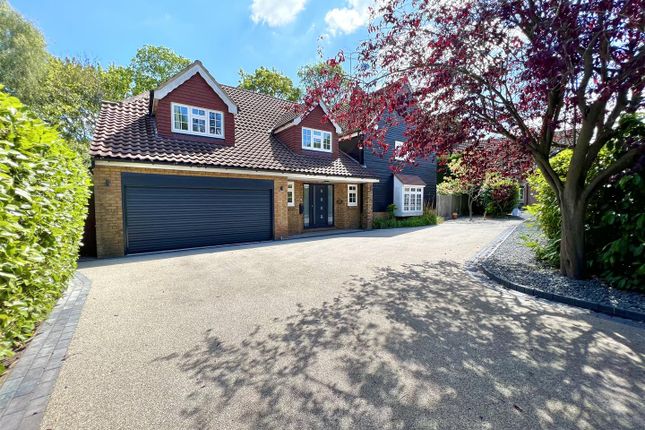 6 bed detached house for sale in The Spinney, Hutton, Brentwood CM13