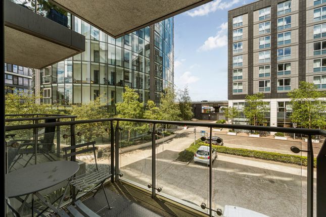 103, Burgoyne House, Brentford photo 4