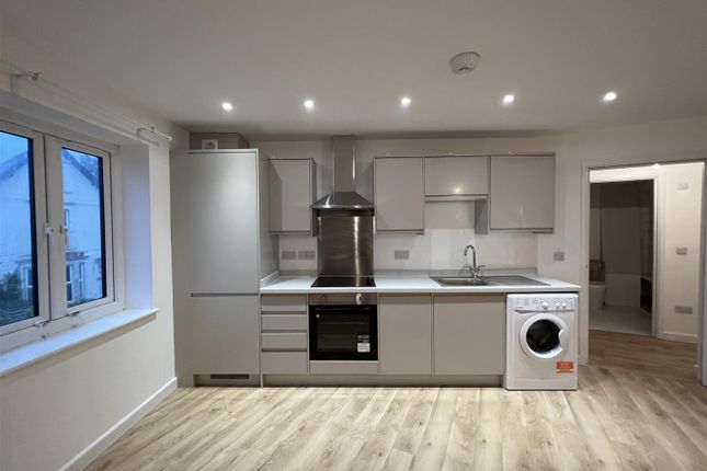 Thumbnail Flat to rent in Beaufort Road, Staple Hill, Bristol