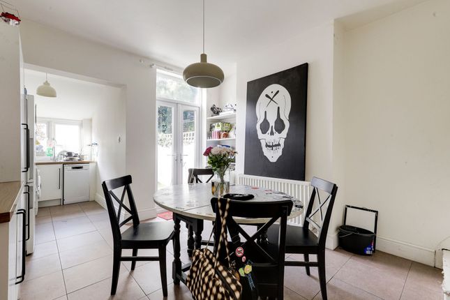 17 Haydn Road, Nottingham photo 3