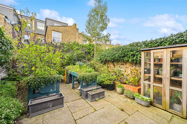 52, Gayford Road, London photo 4