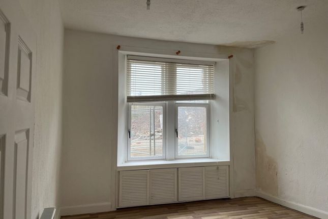18A, Robert Street, Port Glasgow photo 5