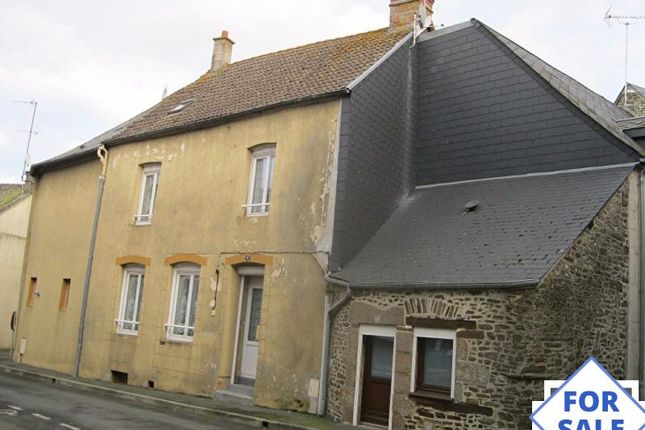 Thumbnail Property for sale in Pre-En-Pail, Pays-De-La-Loire, 53140, France