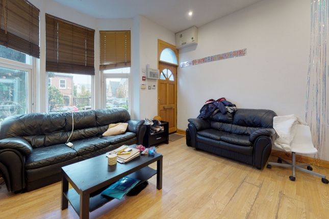 End terrace house to rent in North Lane, Headingley, Leeds