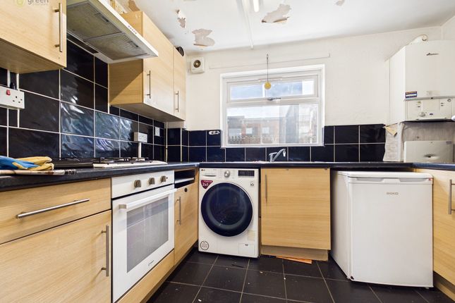 Piccadilly Close, Chelmsley Wood, Solihull photo 3